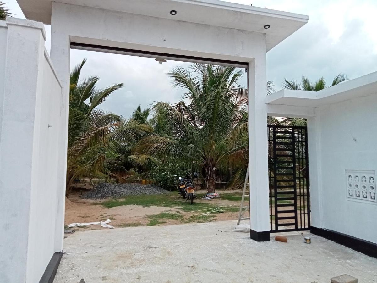 Nature View Batticaloa Buitenkant foto